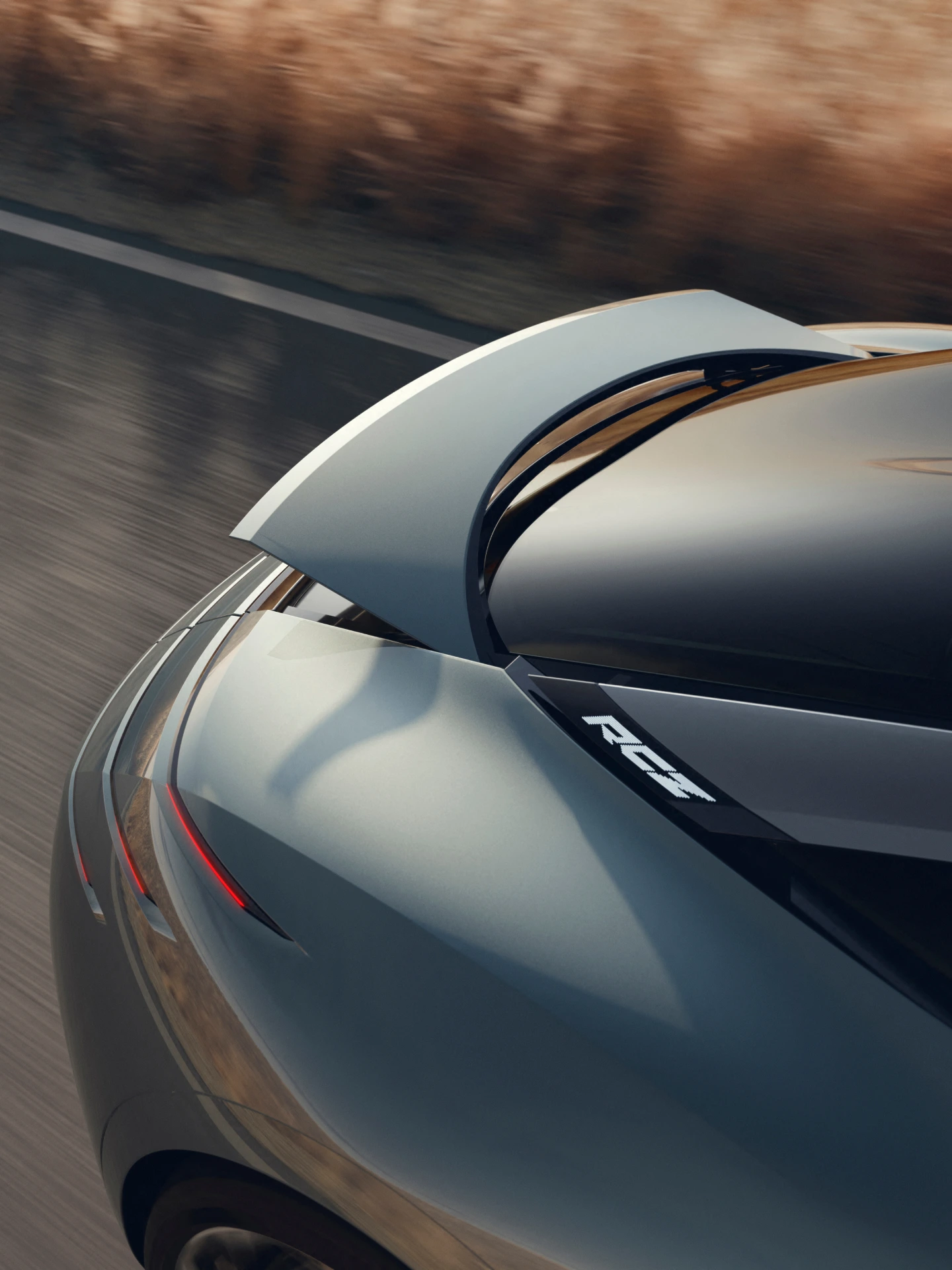 PEUGEOT RCZ Vision met uitgeklapte actieve achterspoiler