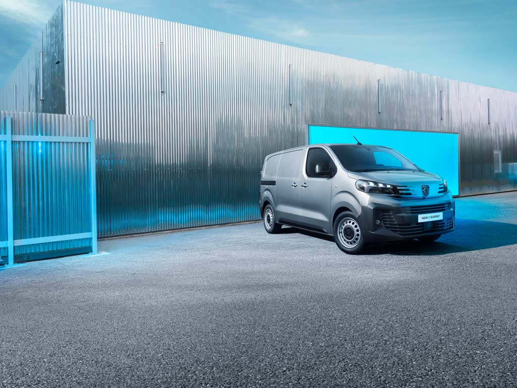 PEUGEOT E-EXPERT vooraanzicht