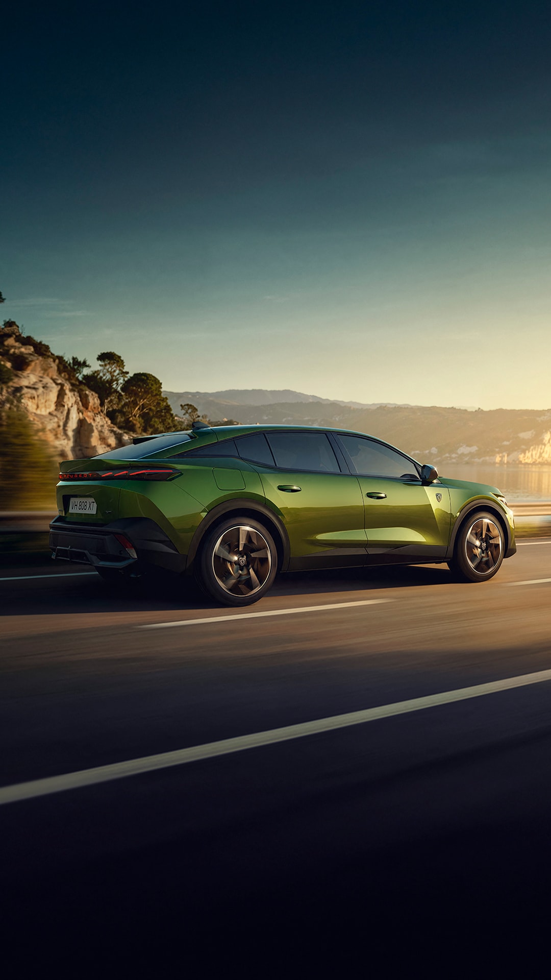 Achterzijde nieuwe PEUGEOT E-408